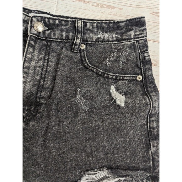 Denim Blvd Womens Cutoff Jean Shorts Size M Hi Rise Frayed Edge Grey Charcoal - Picture 3 of 5
